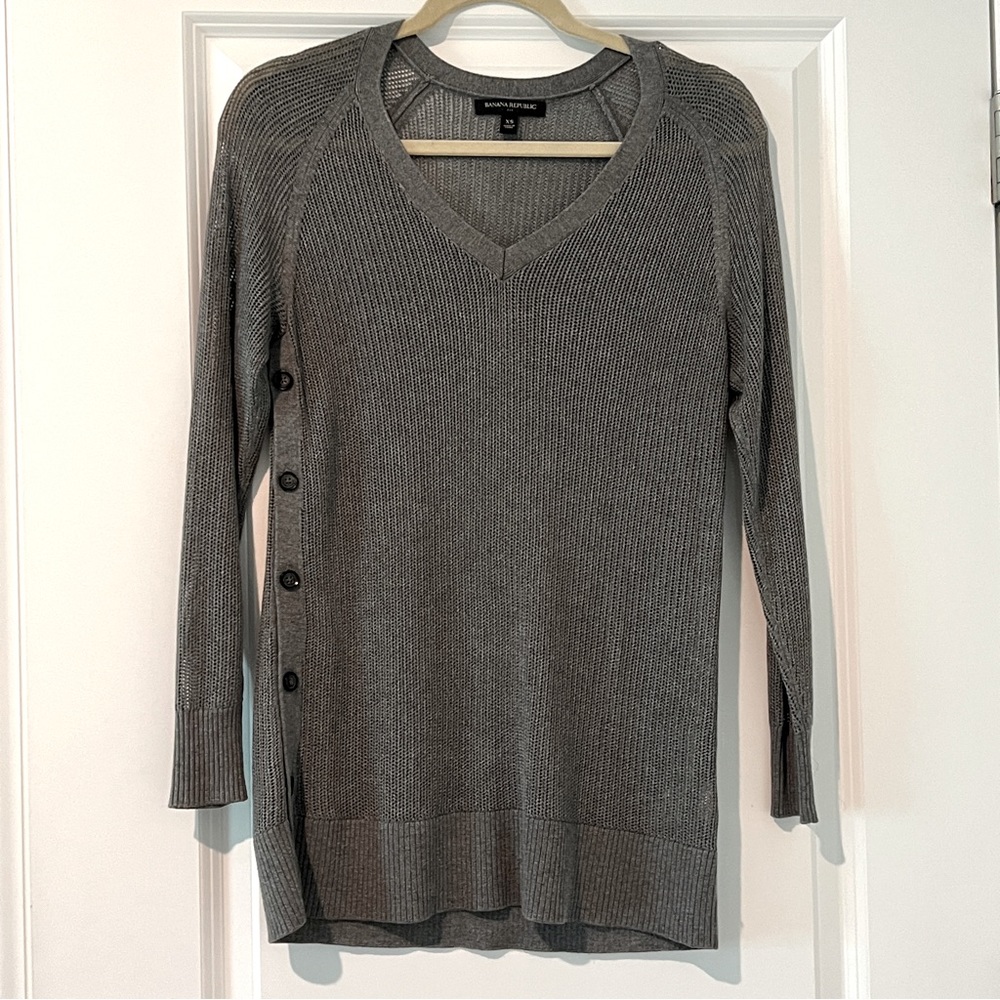 Banana Republic Womens Sweater XS Crew Neck Knit Gray Casual Cozy Ladies